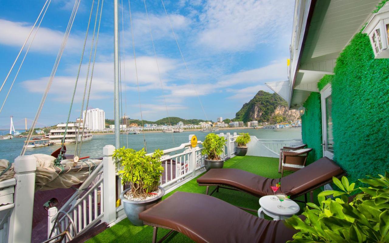 Signature Halong Cruise Ha Long Exteriör bild