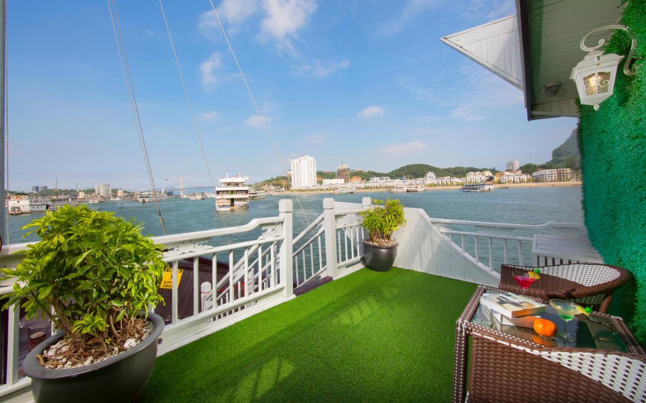 Signature Halong Cruise Ha Long Exteriör bild