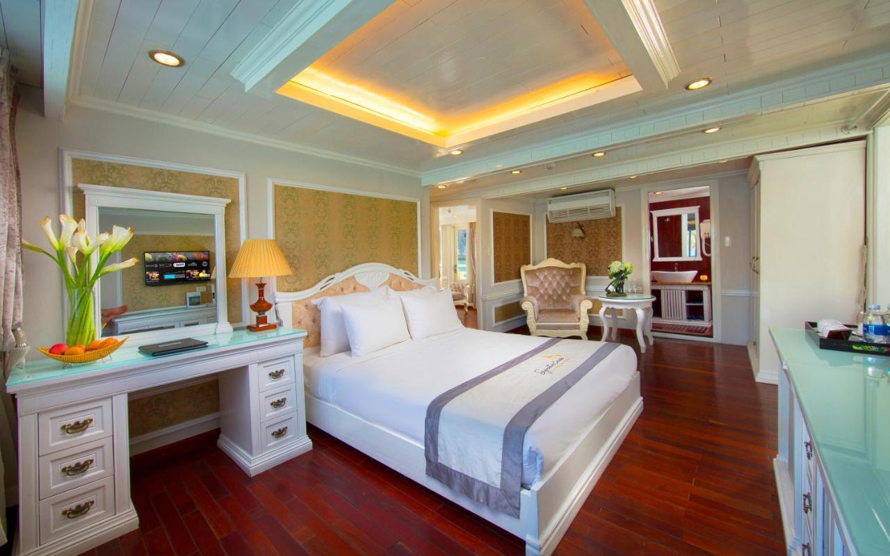 Signature Halong Cruise Ha Long Exteriör bild