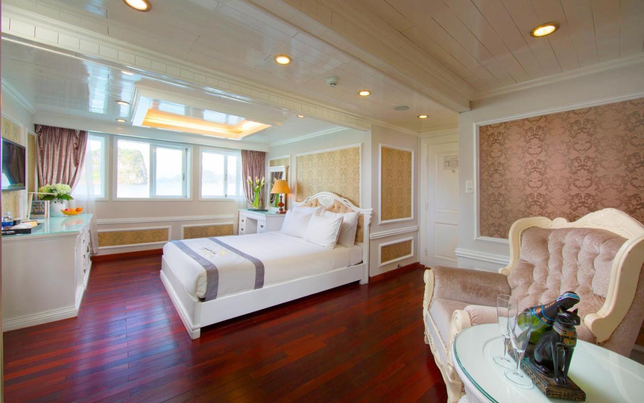 Signature Halong Cruise Ha Long Exteriör bild